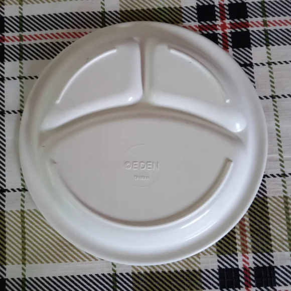 Peter Rabbit melamine baby plate - Picture 5 of 5